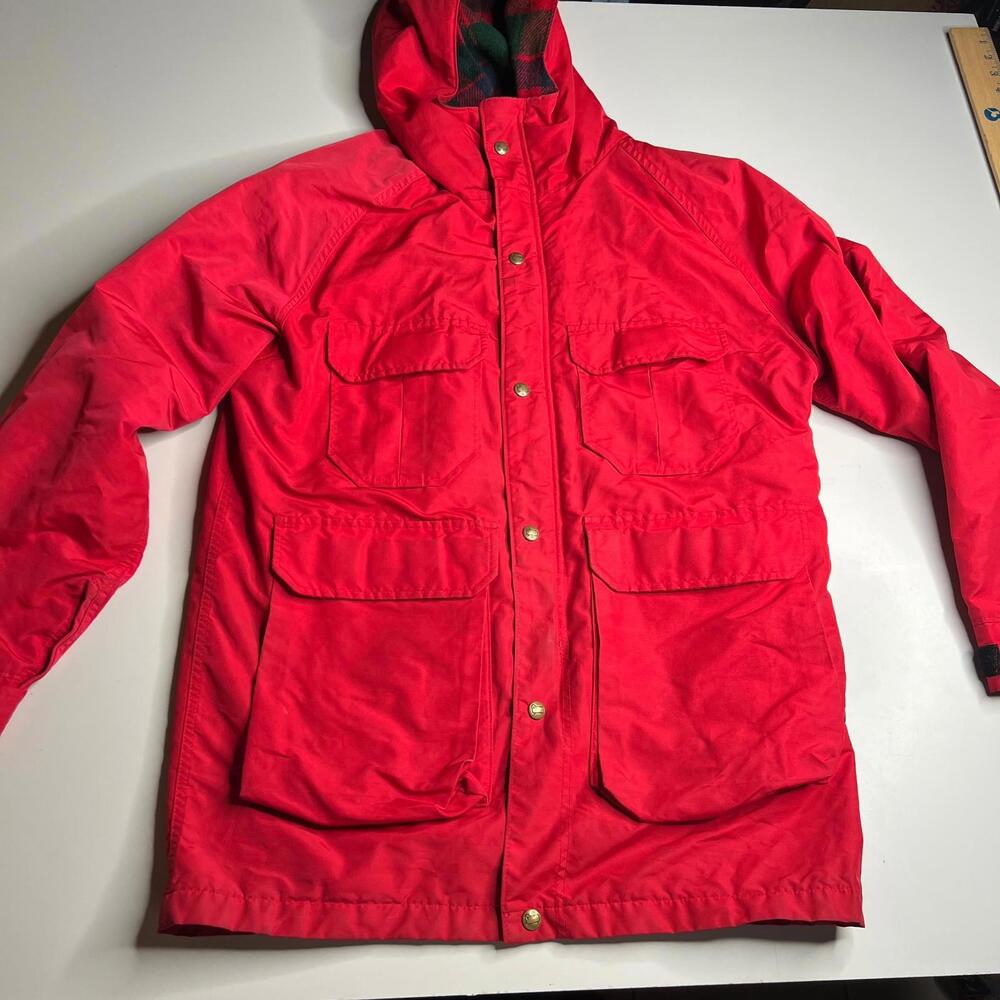 Woolrich Mountain Parka Red Nylon Cotton Jacket Plaid Wool Lining USA Made Sz M